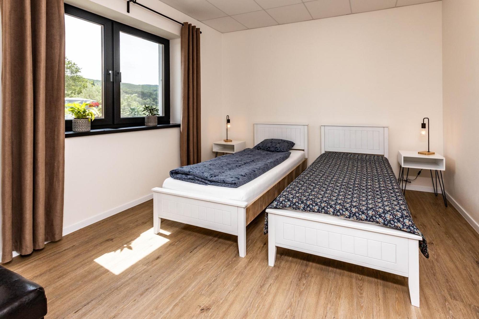 זבולן Sunny Apartment With Free Parking מראה חיצוני תמונה